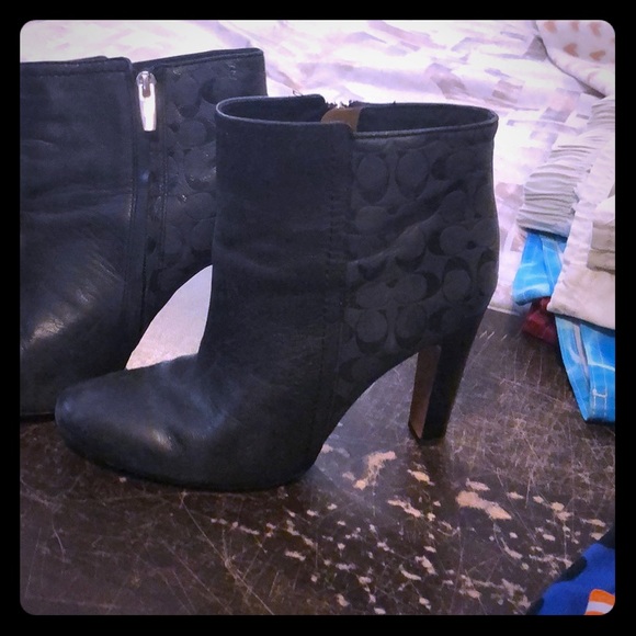 COACH HEELED BOOTS - Picture 1 of 1